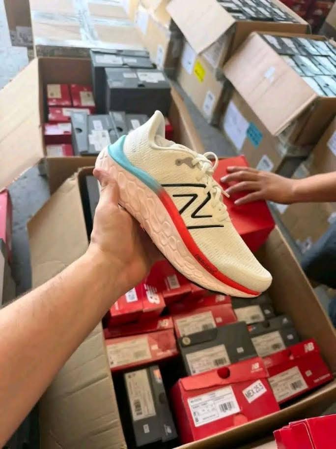Wholesale Premium Sneakers Pallet | 25+ Pairs — Best Profitable Lot - Image 2